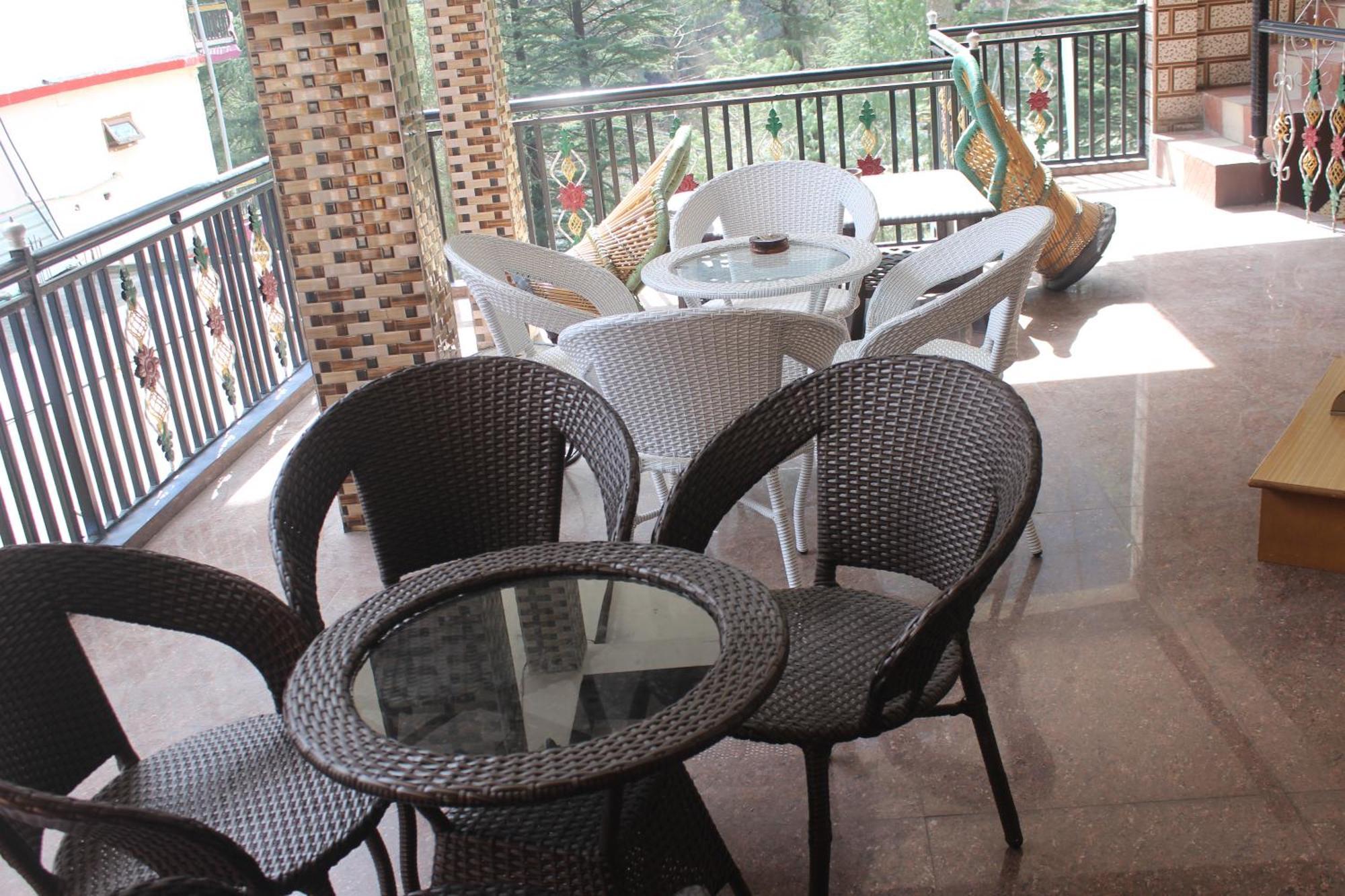Moonlight Guest House Kasol Bagian luar foto