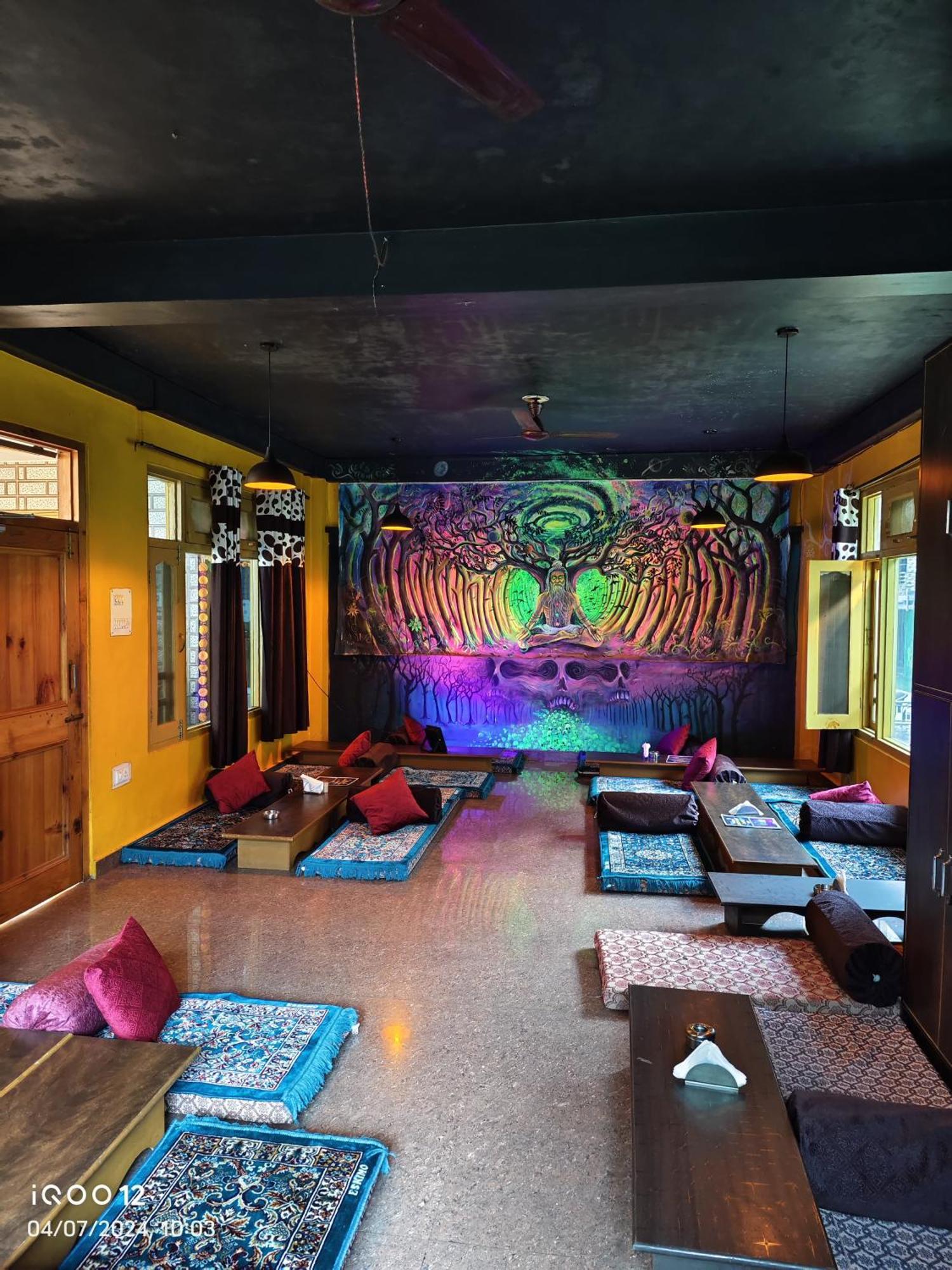 Moonlight Guest House Kasol Bagian luar foto
